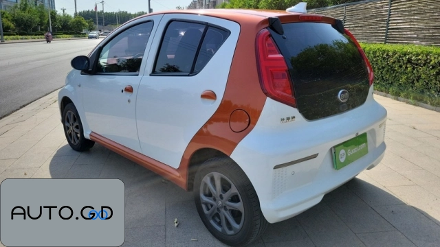 BYD E1 Genesis - First Smart Edition 1