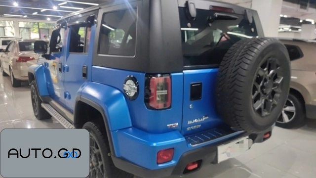 Beijing BJ40 2.0D Automatic 4WD Blade Hero Edition Chivalrous 1