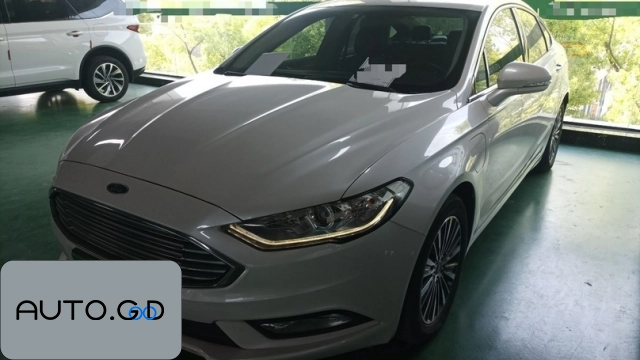 Ford Mondeo EV xDrive25i M Off-Road Package 0