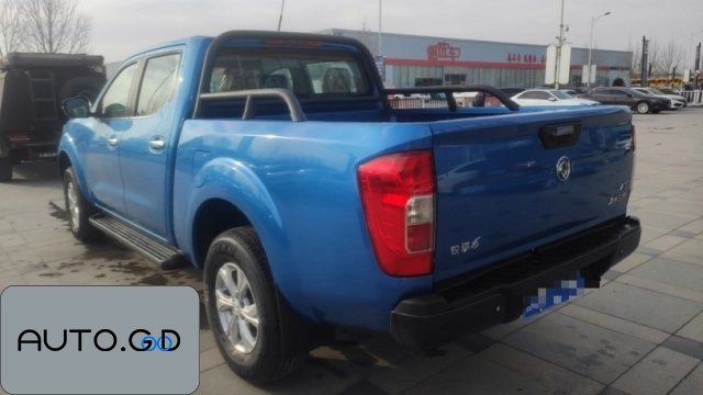 Dongfeng Dongfeng 2.3T Automatic 4WD Diesel Deluxe Long Cargo Box M9T 1