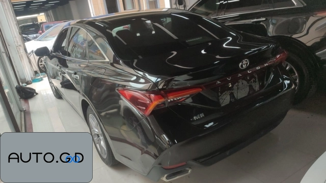 Toyota avalon 2.0L Luxury Edition 1