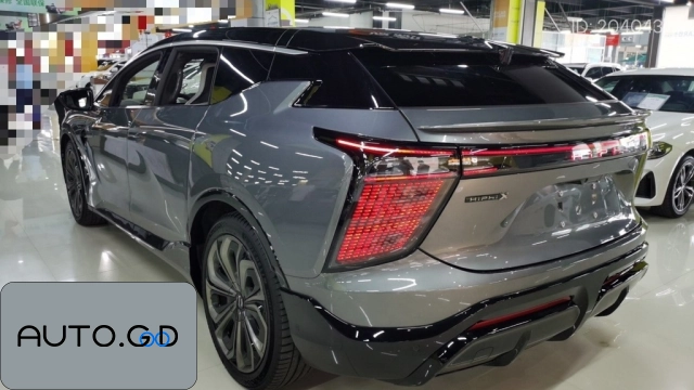 X Performance Edition 6-seater 1