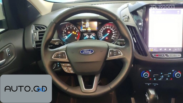 Ford Kuga EcoBoost 180 2WD Premium Type National VI 2