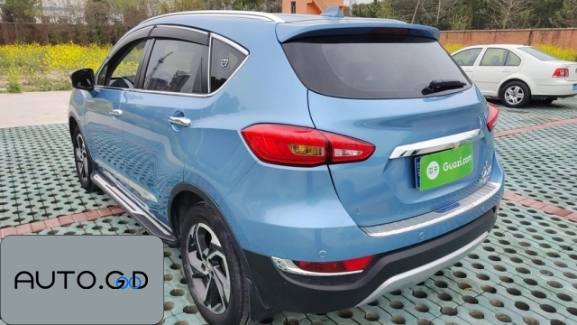Windlink Windlink xDrive25i M Off-Road Package 1