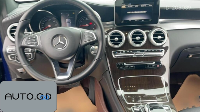 Mercedes-Benz GLC Modified GLC 260 L 4MATIC Luxury 2