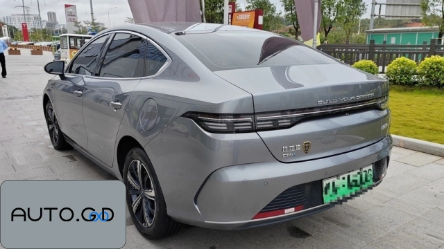 BYD Destroyer 05 DM-i 120KM Signature Model 1