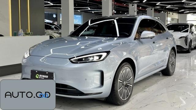 AITO M5 xDrive25i M Off-Road Package 0