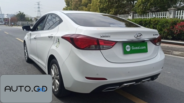 Hyundai avante 1.6L Automatic Smart 1