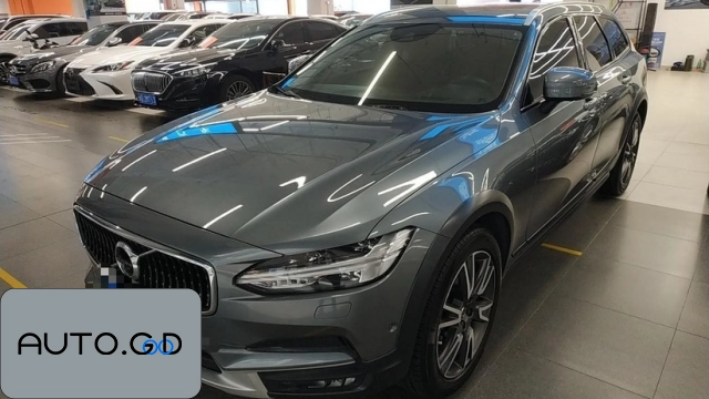 Volvo V90 xDrive25i M Off-Road Package 0