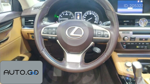 Lexus ES 200 Elite Edition 2