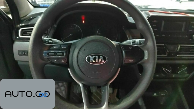 Kia Forte xDrive25i M Off-Road Package 2