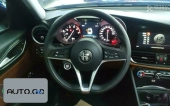 Alfa Romeo Giulia 2.0T 200HP Luxury Edition 2