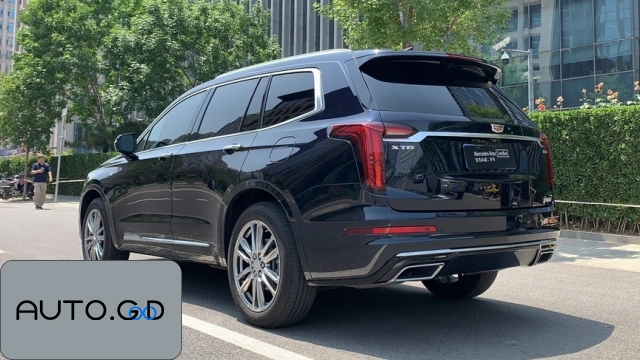 Cadillac XT6 2.0T Seven-seat four-wheel drive luxury model 1