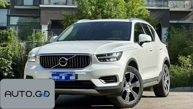 Volvo XC40 T3 Zhiyuan Deluxe Edition 0