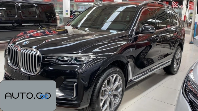 BMW X7 xDrive40i Lead Luxury Package (Import) 0