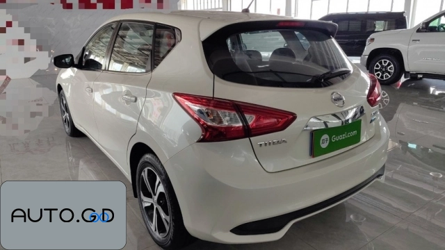 Nissan TIIDA 1.6L CVT Smart Edition National VI 1