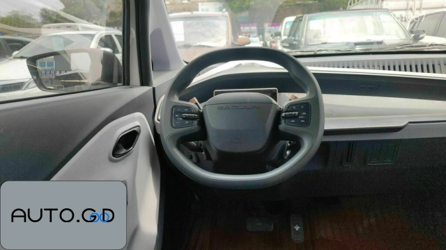 Baojun E200 250KM Smart Edition 2