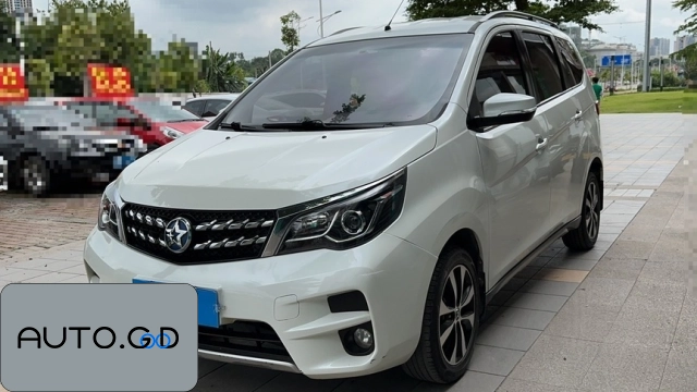 Venucia M50V 1.5L manual comfort version 0