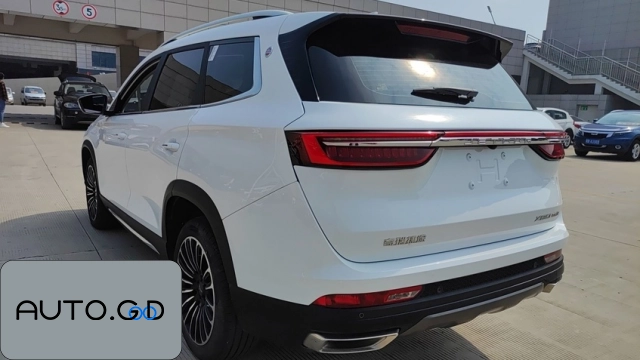 PLUS xDrive25i M Off-Road Package 1