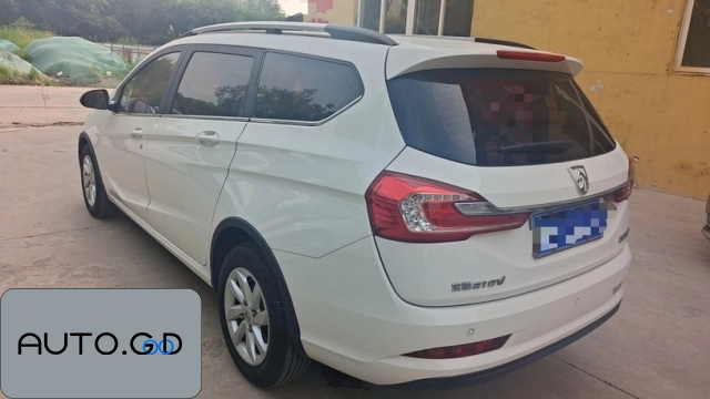 Baojun 310W 1.5L manual fashion type national V 1