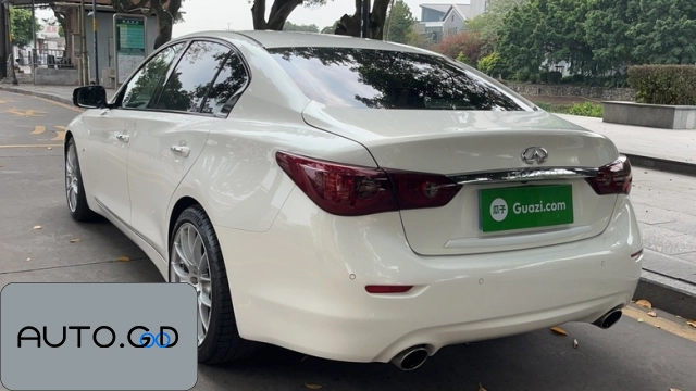 Infiniti Q50 3.7L Comfort Edition (Import) 1