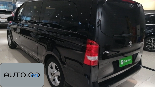 Mercedes-Benz vito 2.0T Business Edition 7-seater 1