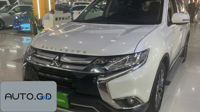 Mitsubishi outlander 2.4L 4WD Luxury Edition 7-seater 0