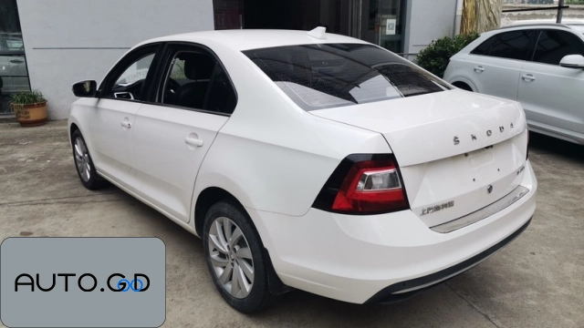 Skoda RAPID 1.5L Automatic Comfort Edition National V 1