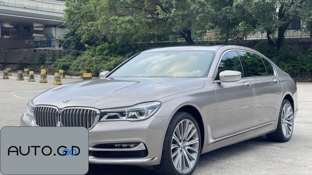 BMW 7 740Li Leading Excellence Package (Import) 0