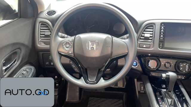 Honda vezel 1.5L CVT Pioneer Edition 2