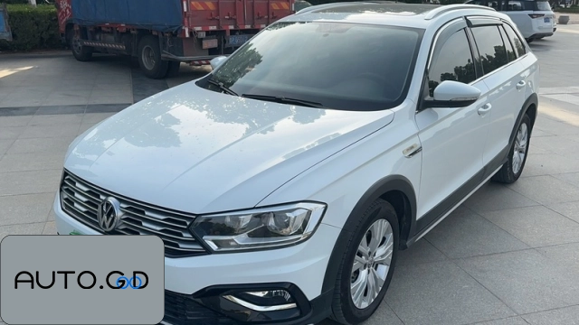 Volkswagen C-trek 230TSI DSG Comfort 0