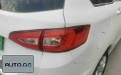Haima Family F7 1.5T 7-seater automatic standard type 1
