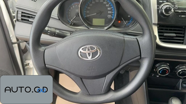 Toyota viod 1.5L CVT Genesis Edition 2