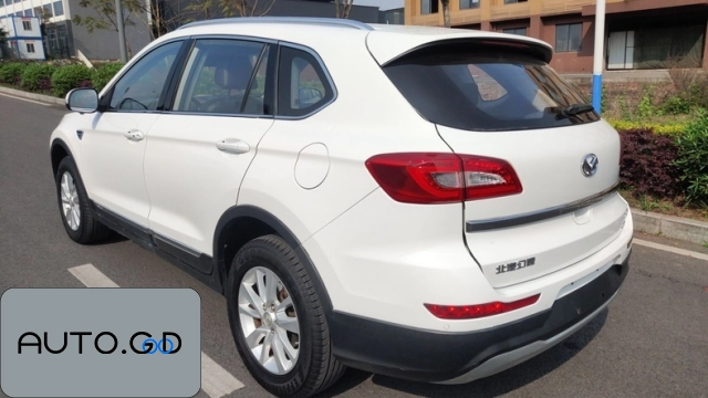 BAIC-HS S6 1.5T CVT Premium 1