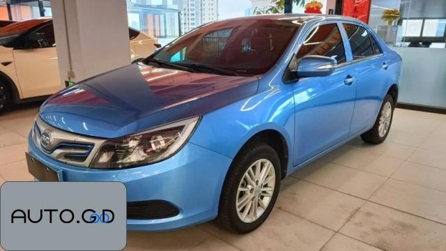 BYD E5 Travel Edition 0