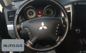 Mitsubishi Pajero 3.0L Automatic Standard Edition (Import) 2