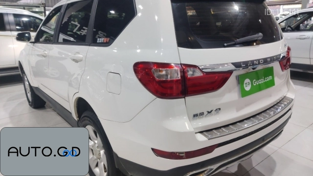 Landwind X8 xDrive25i M Off-Road Package 1