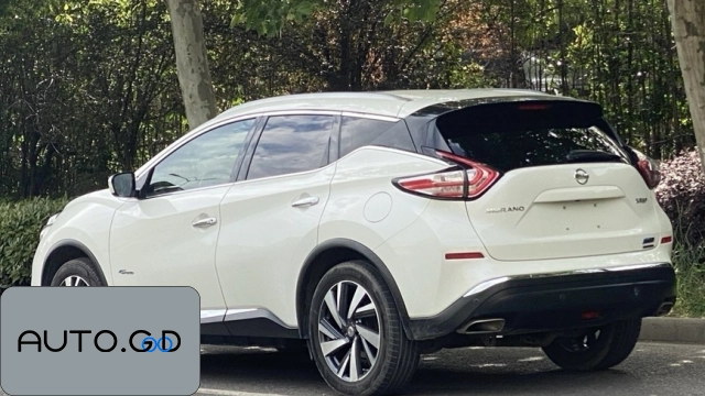 Nissan Murano xDrive25i M Off-Road Package 1