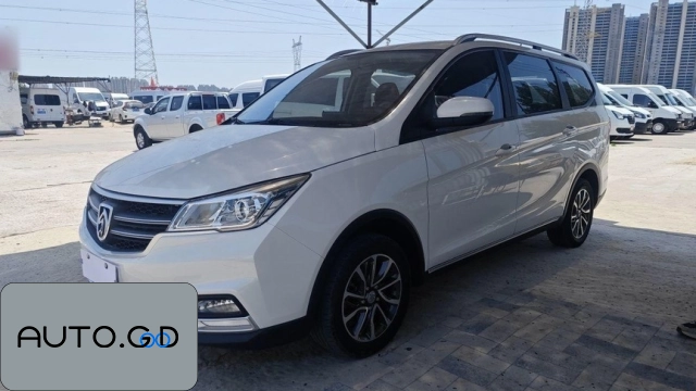 Baojun 730 1.5L manual fashion type 7 seats 0