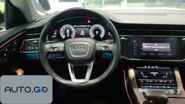 Audi Q8 45 TFSI Premium Dynamic (Import) 2