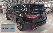 Jeep Jeep xDrive25i M Off-Road Package 1
