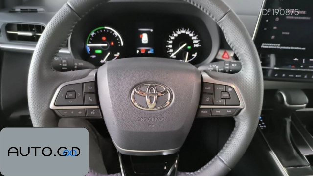 Toyota Toyota 2.5L Hybrid Premium VIP Edition 2