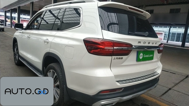 ROEWE RX8 30T 4WD Supreme Edition 1