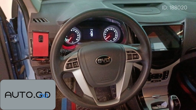 BYD E5 Travel Edition 2