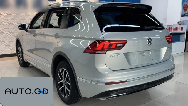 Volkswagen Tiguan L New Energy 430PHEV Hybrid Deluxe Edition 1