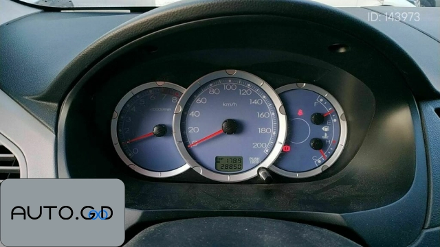 Mitsubishi Challenger 2.0L Manual Classic 2