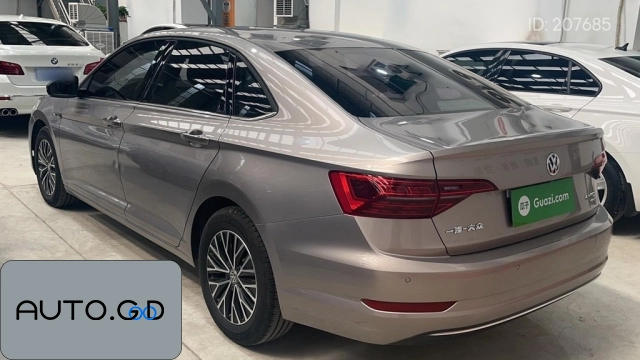 Volkswagen Sagitar 280TSI DSG Comfort Type National VI 1
